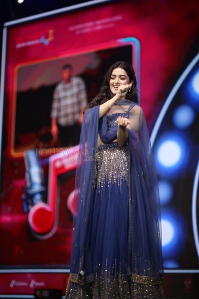 Heroine Bhagyashri Borse at Andhra King Taluka Pre Release Event Pictures 11