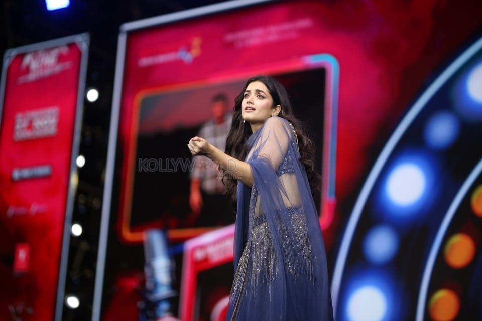 Heroine Bhagyashri Borse at Andhra King Taluka Pre Release Event Pictures 12