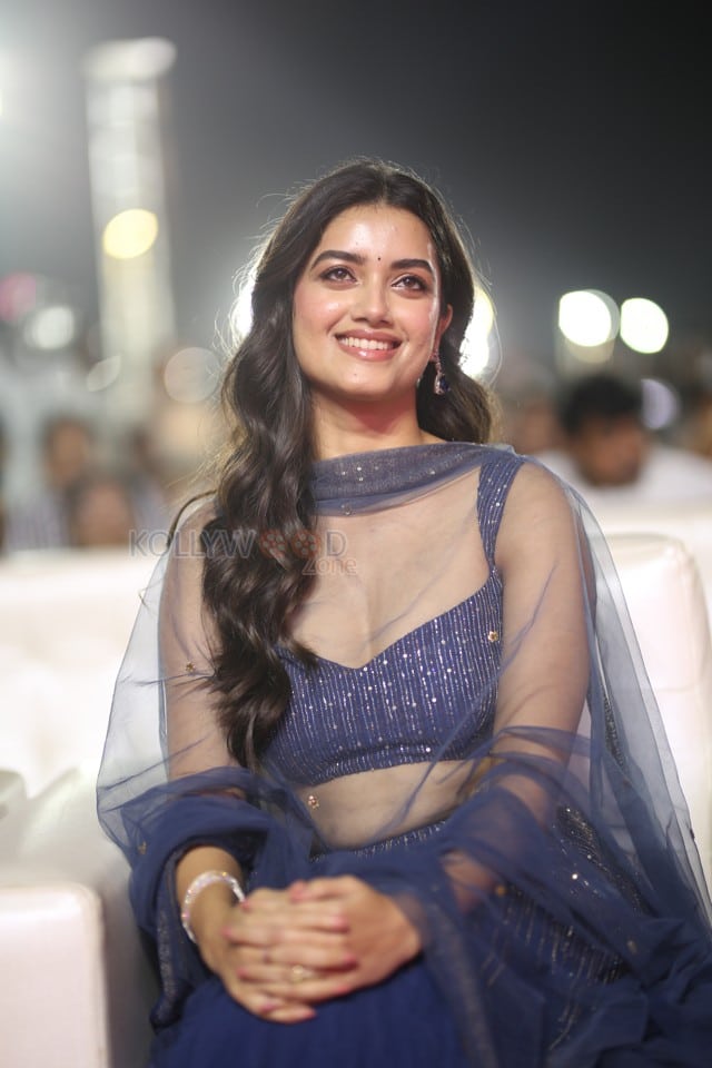 Heroine Bhagyashri Borse at Andhra King Taluka Pre Release Event Pictures 28