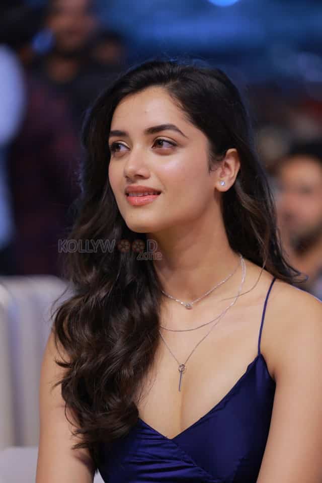 Heroine Bhagyashri Borse at Kingdom Movie Pre Release Event Photos 44