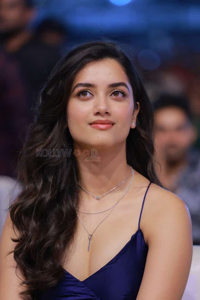 Heroine Bhagyashri Borse at Kingdom Movie Pre Release Event Photos 46