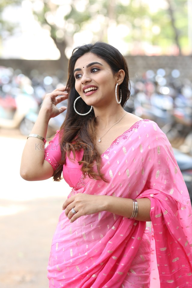 Actress Nayan Sarika at KA Movie Press Meet Pictures 38