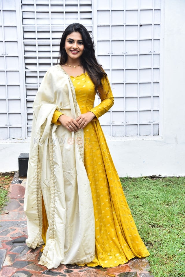Actress Nayan Sarika at Pink Elephant Pictures Production No 2 Launch Photos 05