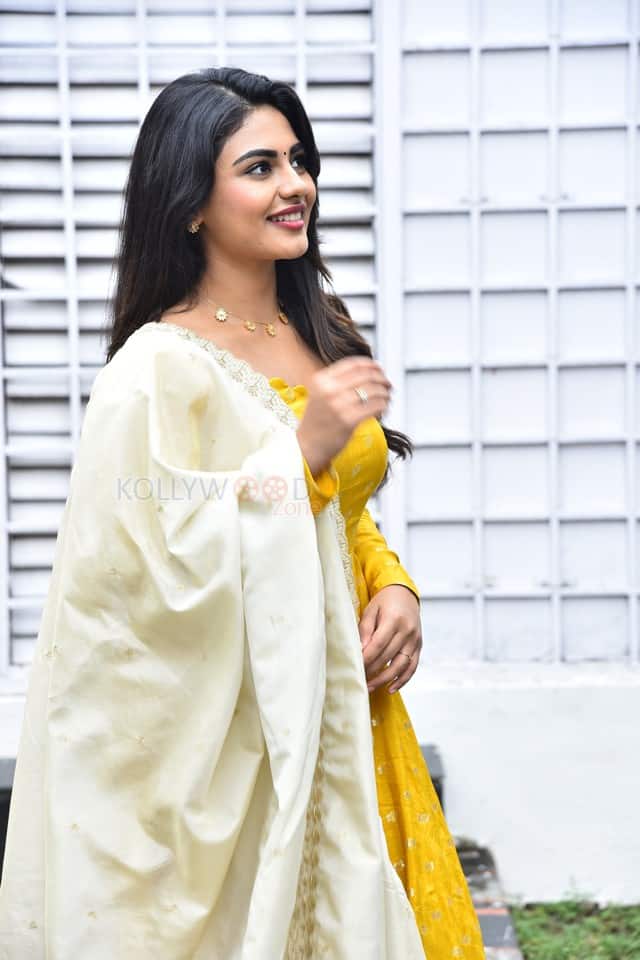 Actress Nayan Sarika at Pink Elephant Pictures Production No 2 Launch Photos 27