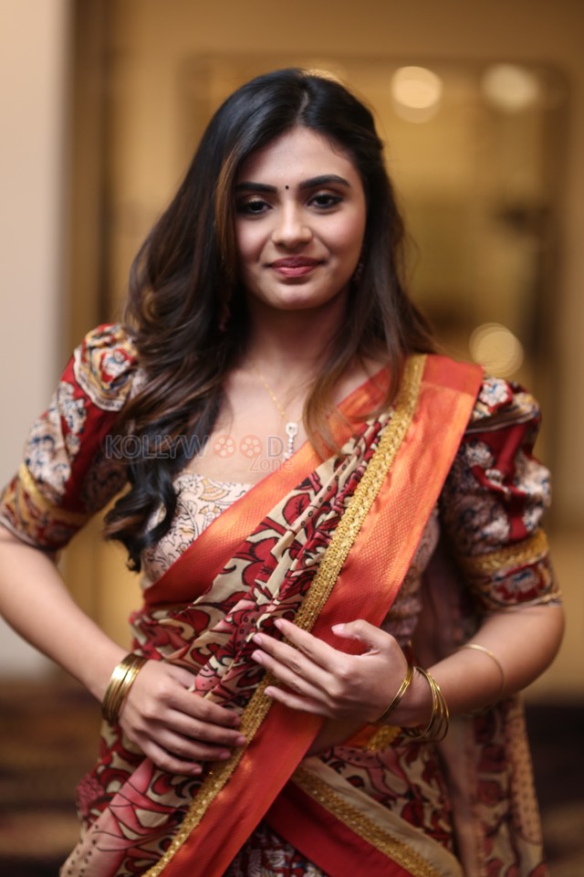Heroine Nayan Sarika at KA Movie Pre Release Event Stills 24