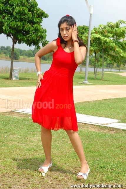 Actress Payal Gosh Hot And Spicy Pictures 41