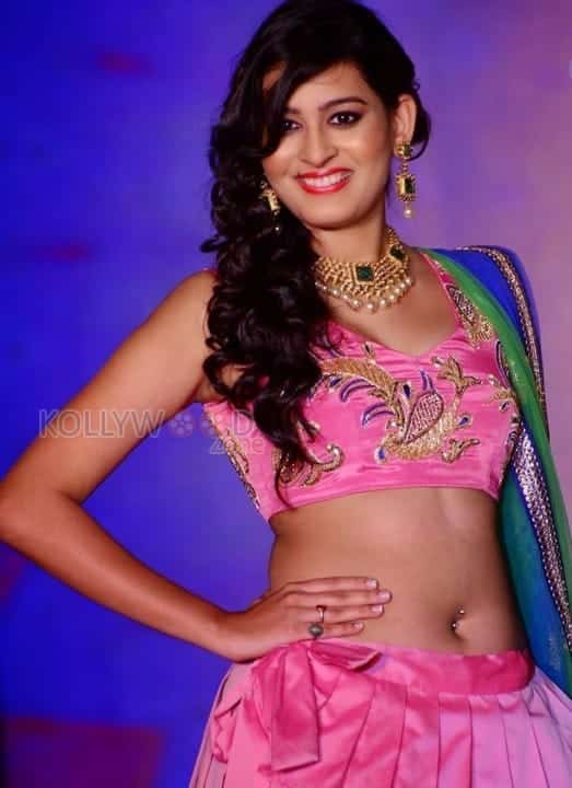 Actress Swetha Jadhav At Prestige Fashion Show Photos 04