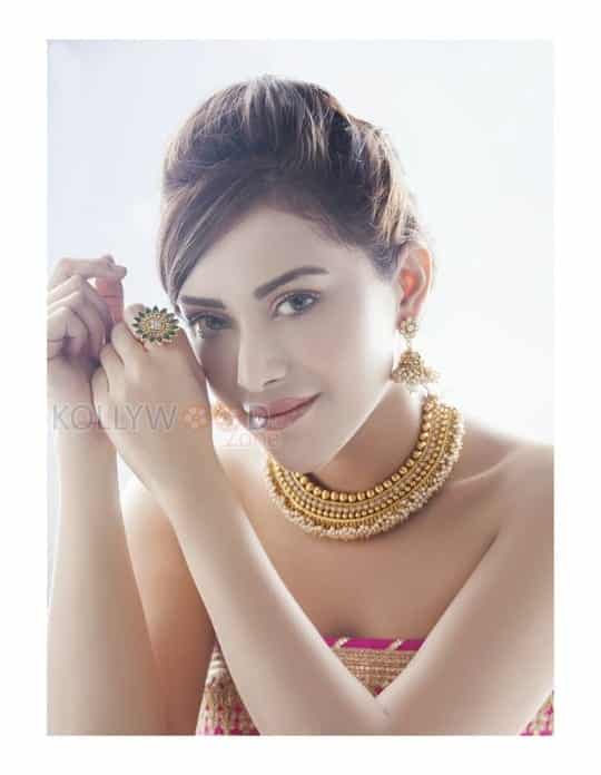 Indian Polish Actress Angela Krislinzki Hot Photos 27