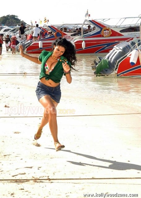 Kamna Jethmalani Hot Pictures 24