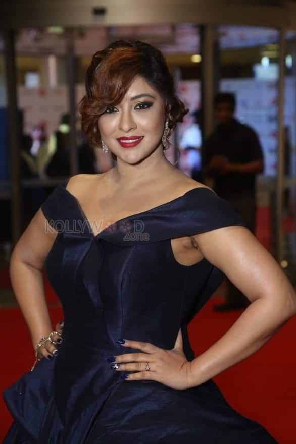 Telugu Actress Payal Ghosh New Stills 15