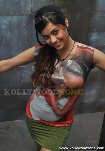 Sexy Nila Meera Chopra Pics 16