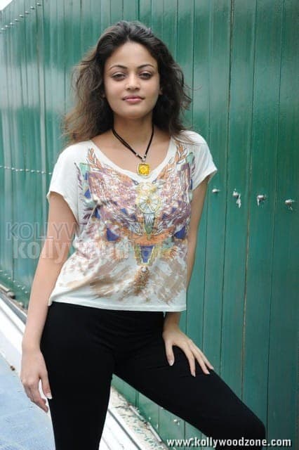 Actress Sneha Ullal Pictures 18
