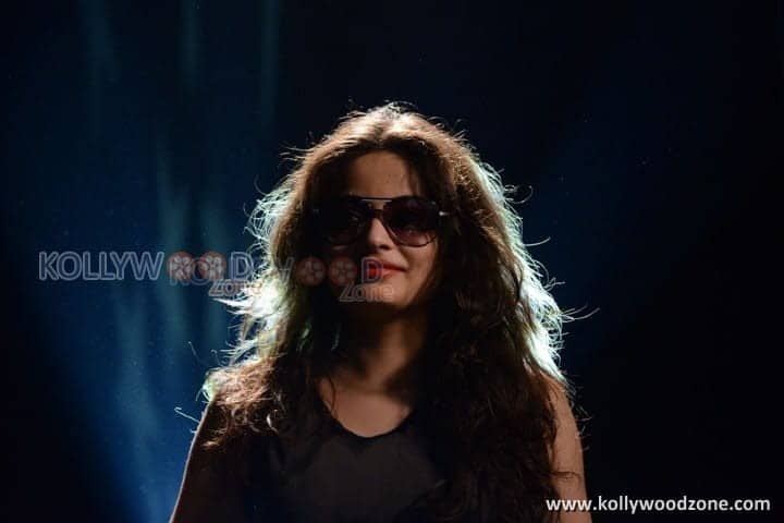 Actress Sneha Ullal Song Pictures 23