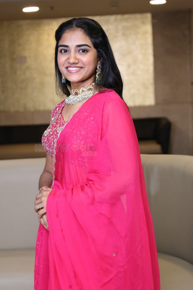 Heroine Malavika Manoj at Oh Bhama Ayyo Rama Movie Pre Release Event Pictures 08
