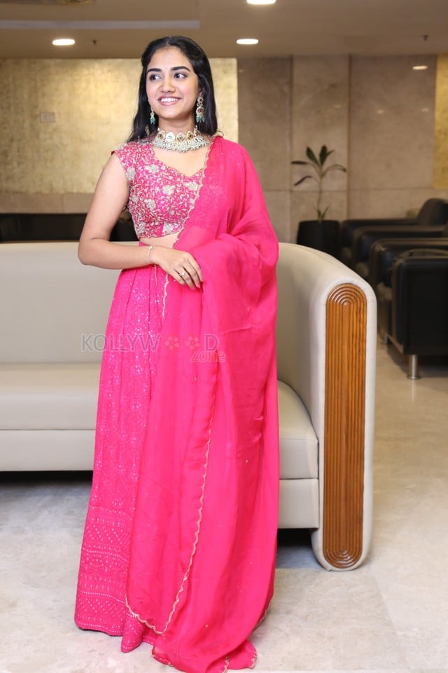 Heroine Malavika Manoj at Oh Bhama Ayyo Rama Movie Pre Release Event Pictures 20