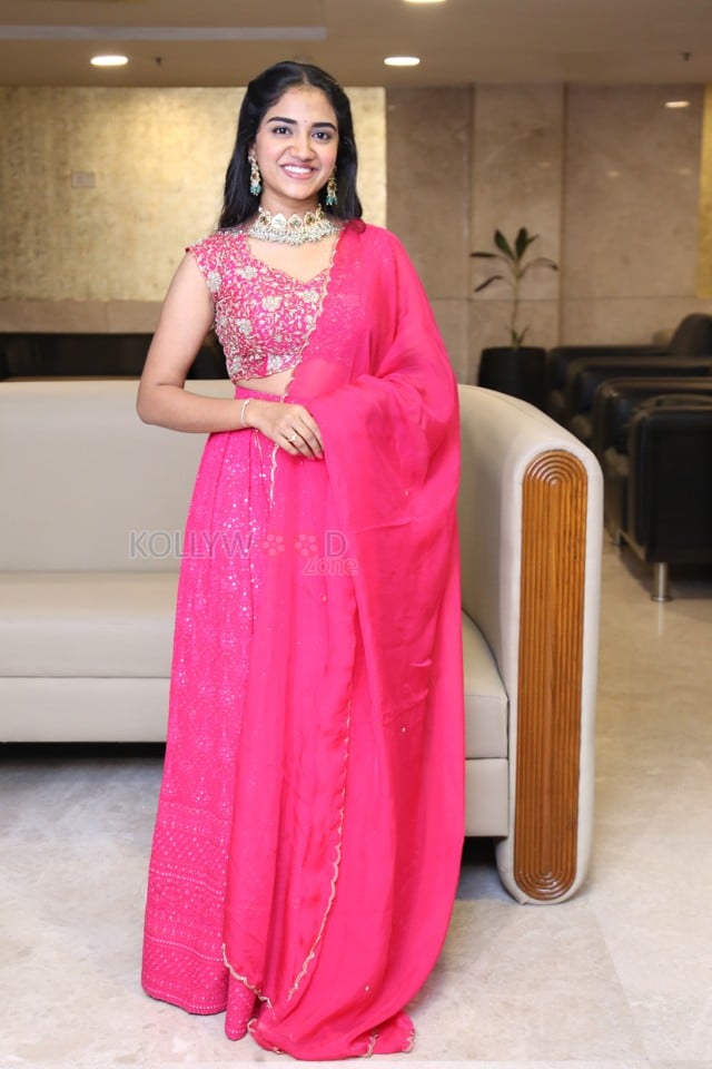 Heroine Malavika Manoj at Oh Bhama Ayyo Rama Movie Pre Release Event Pictures 21