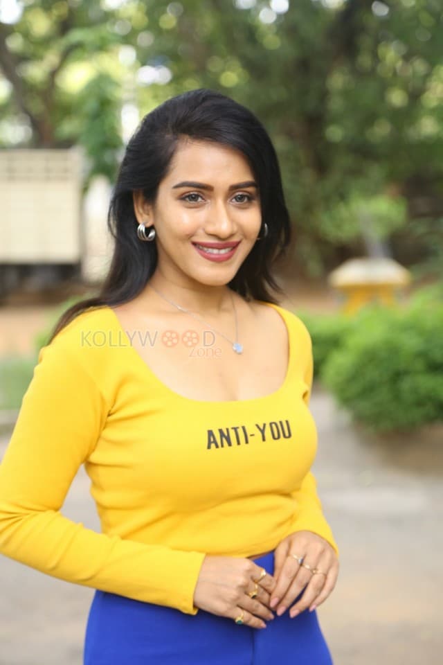 Actress Preetei Sundar at Katha Keli Teaser Launch Photos 09