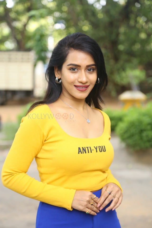 Actress Preetei Sundar at Katha Keli Teaser Launch Photos 10