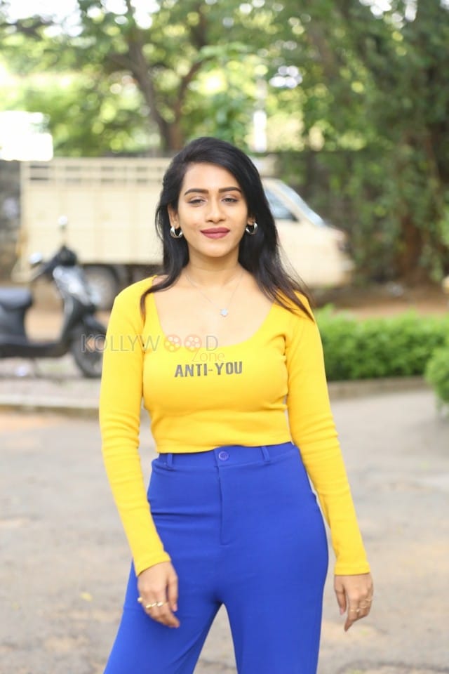 Actress Preetei Sundar at Katha Keli Teaser Launch Photos 13