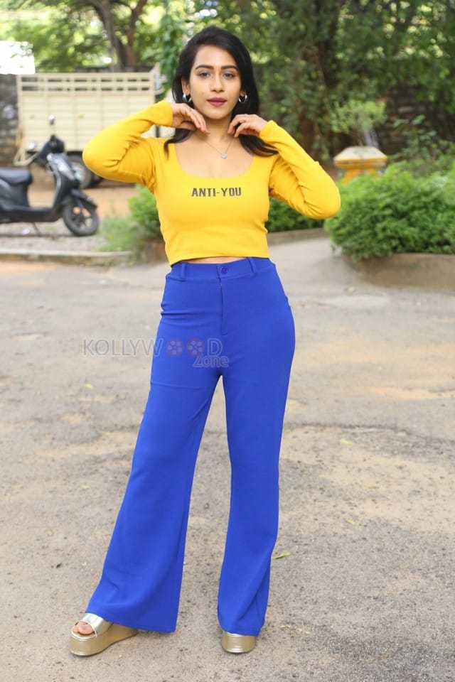 Actress Preetei Sundar at Katha Keli Teaser Launch Photos 15