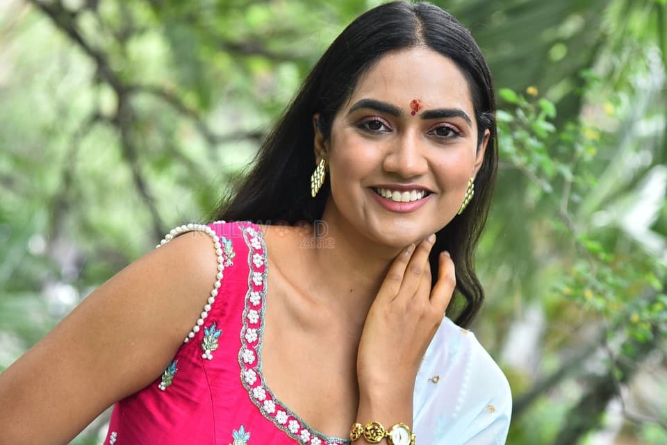 Actress Kajal Choudhary at Ananganaga Movie Success Meet Photos 09