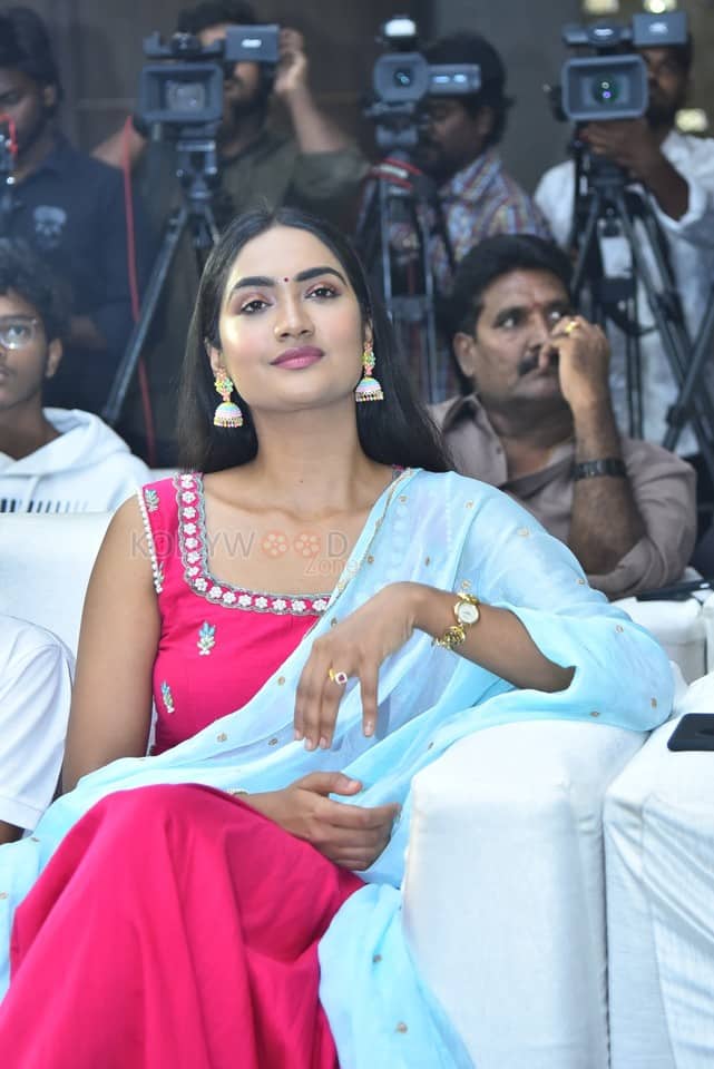 Actress Kajal Choudhary at Ananganaga Movie Success Meet Photos 22