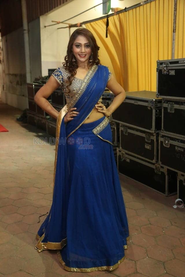 Actress Model Natasha Doshi Photos 02