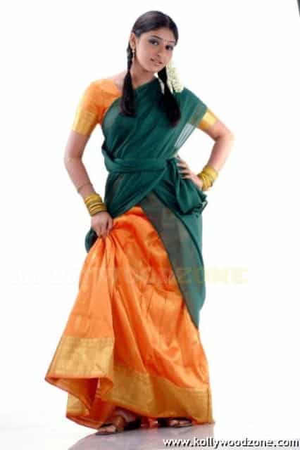 Actress Monika Stills 025