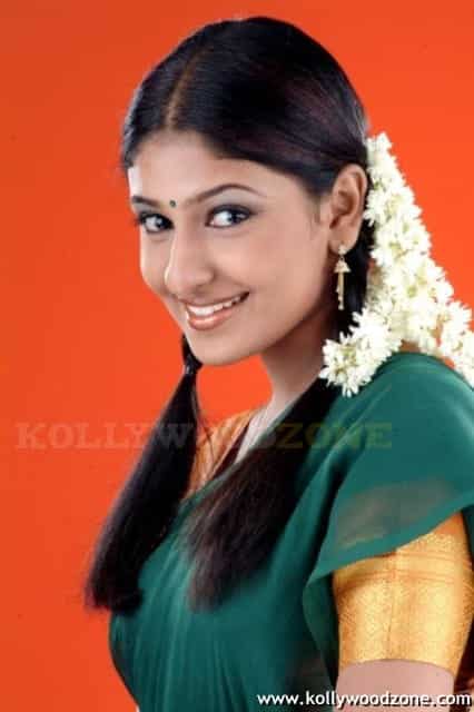 Actress Monika Stills 026