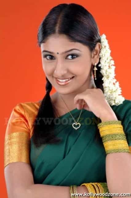 Actress Monika Stills 027
