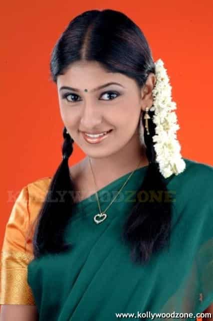 Actress Monika Stills 030