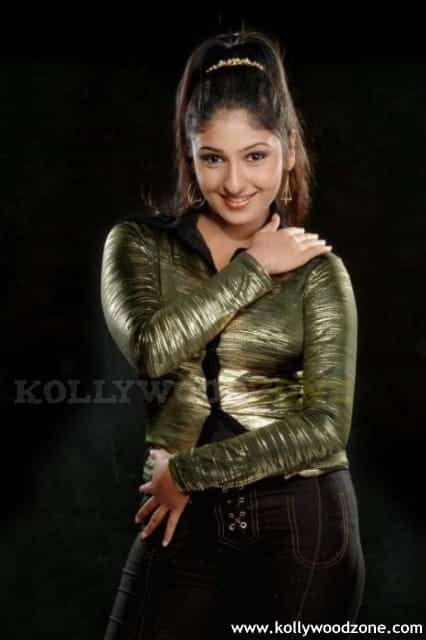 Actress Monika Stills 037