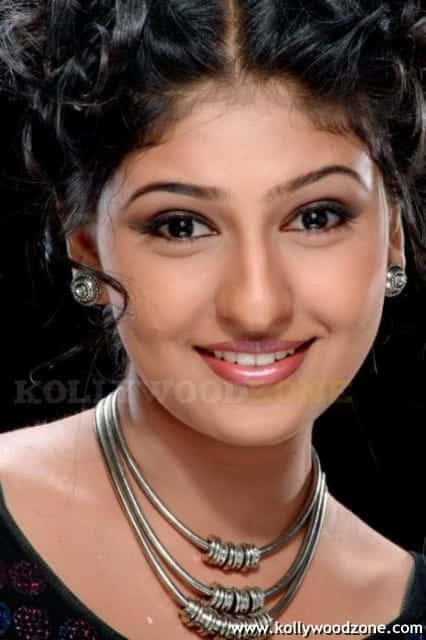 Actress Monika Stills 047