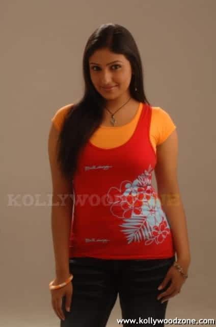 Actress Monika Stills 087