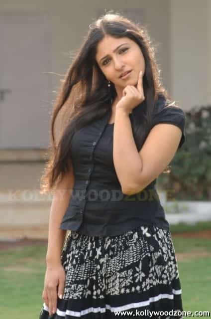 Actress Monika Stills 104