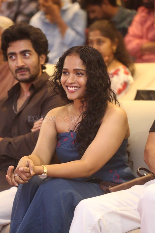 Actress Pavani Karanam at Hit 3 Movie Success Meet Photos 05