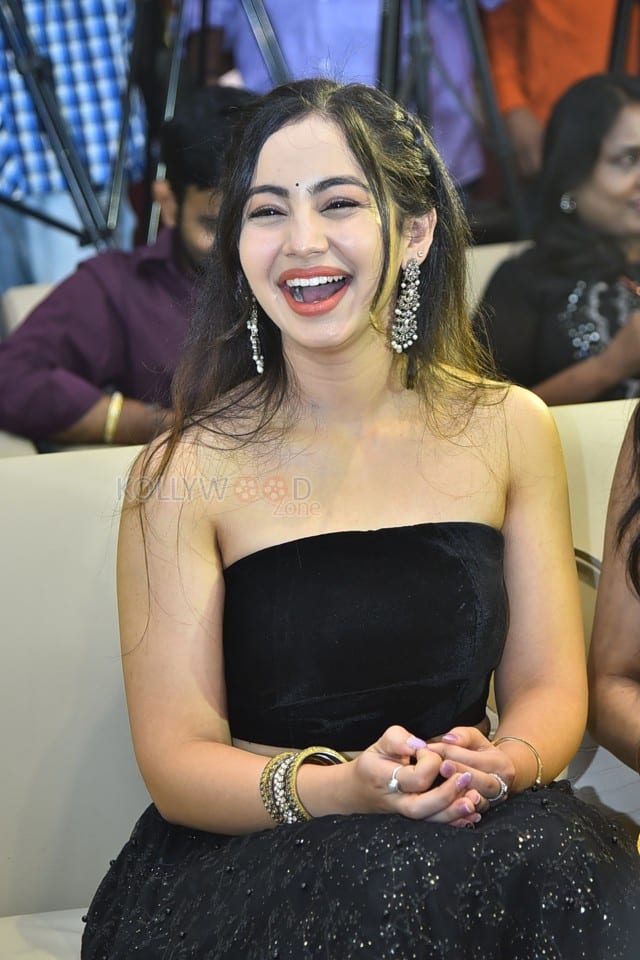 Actress Shriya Kontham at Subham Movie Success Meet Pictures 04