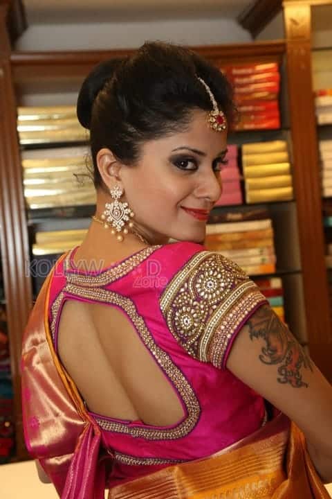 Anukruthi Saree Photos 06