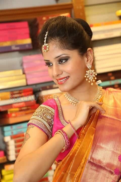 Anukruthi Saree Photos 09