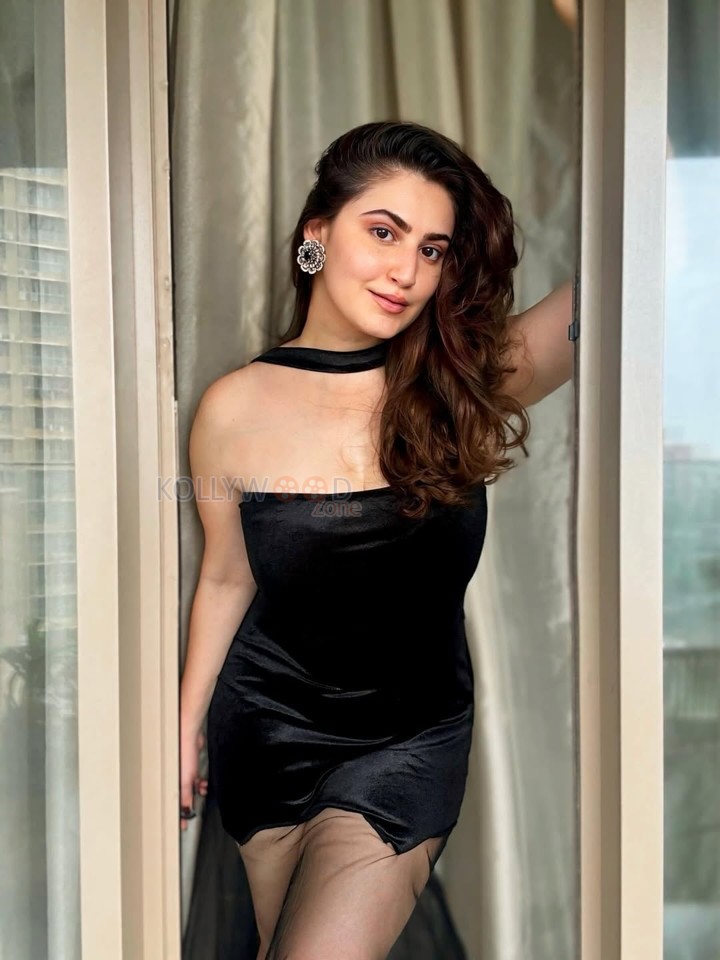 Yeh Saali Aashiqui Actress Shivaleeka Oberoi in a Black Off Shoulder Mini Dress Photos 02