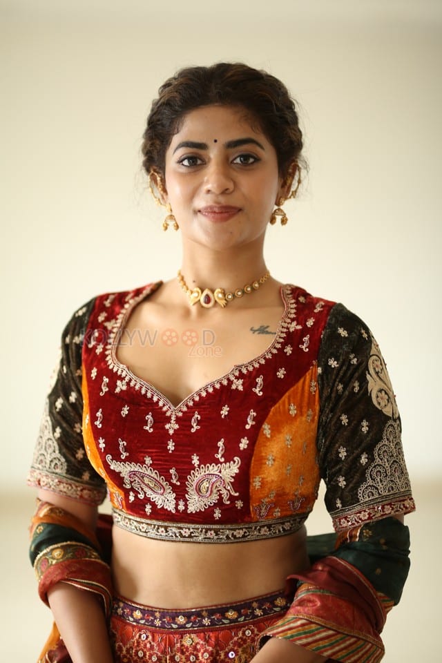Actress Abhignya Vuthaluru at Viraatapalem Trailer Launch Photos 09