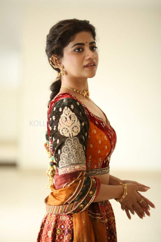 Actress Abhignya Vuthaluru at Viraatapalem Trailer Launch Photos 23