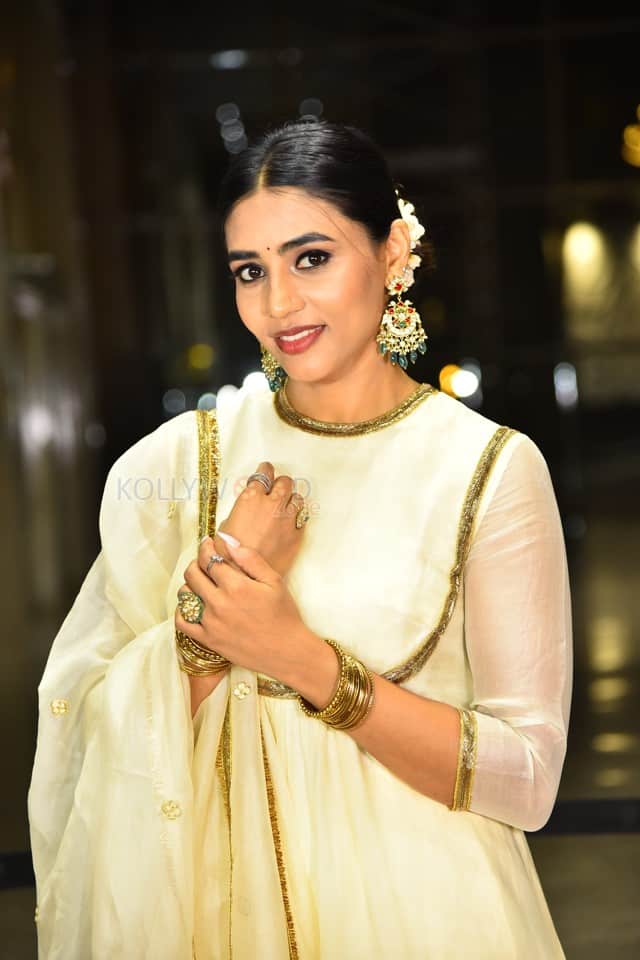 Heroine Sapthami Gowda at Thammudu Movie Pre Release Event Stills 07