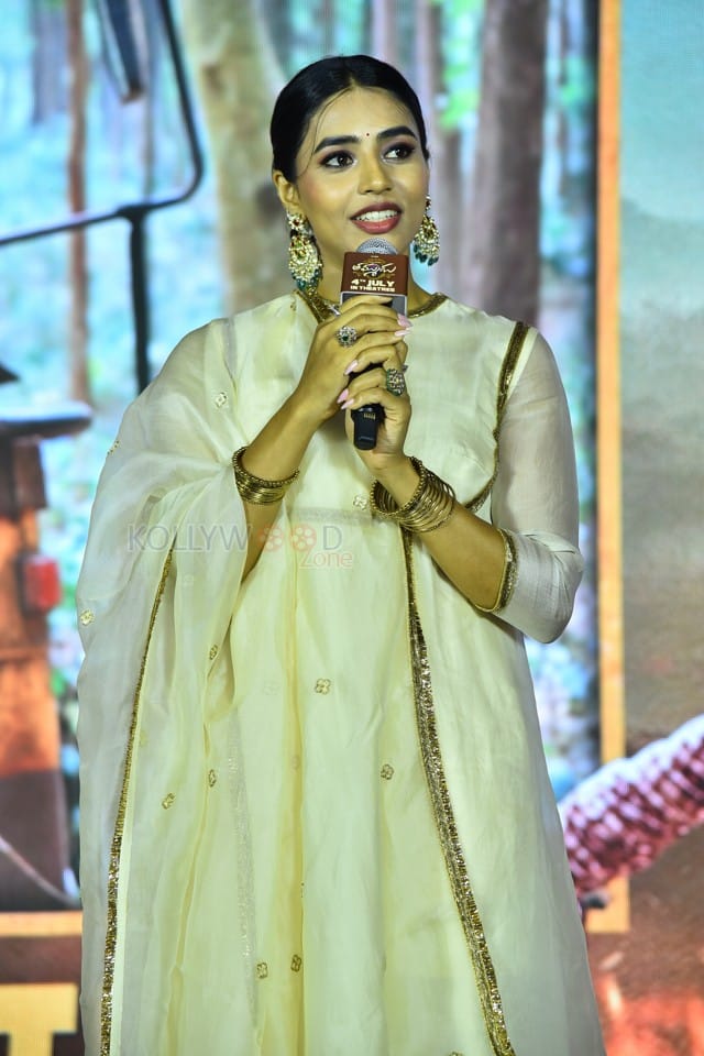 Heroine Sapthami Gowda at Thammudu Movie Pre Release Event Stills 15