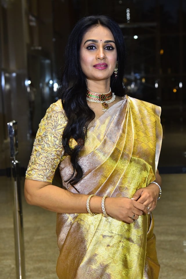 Actress Laya at Thammudu Movie Pre Release Event Photos 06