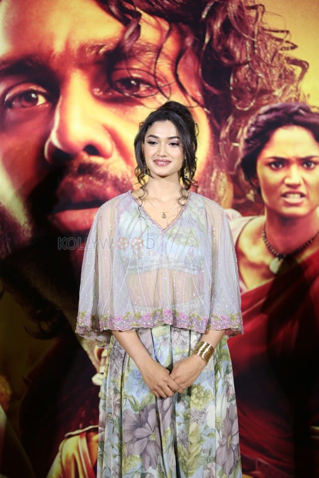 Actress Reeshma Nanaiah at KD The Devil Teaser Launch Event Pictures 16
