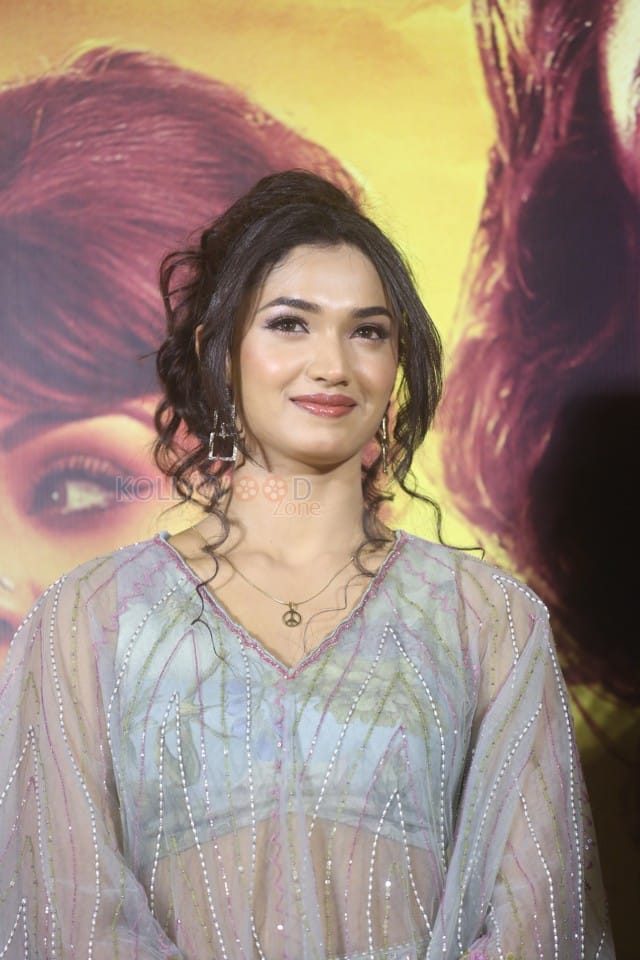 Actress Reeshma Nanaiah at KD The Devil Teaser Launch Event Pictures 24