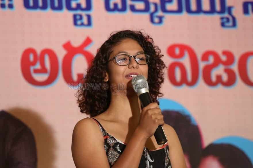 Actress Aditi Myakal At Ami Thumi Success Meet Photos 07