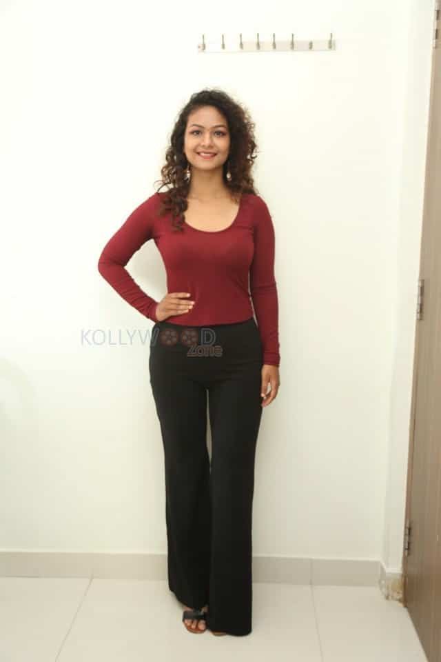 Actress Aditi Myakal At Sri Karthikeya Entertainment Movie Opening Photos 15