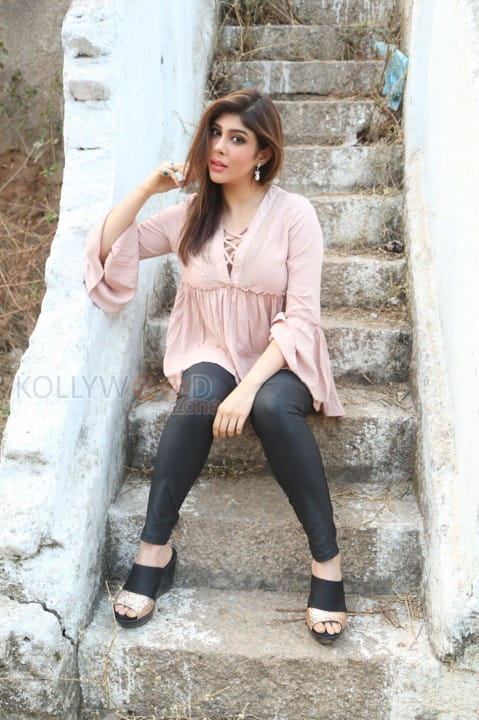 Actress Aditi Singh New Stills 44